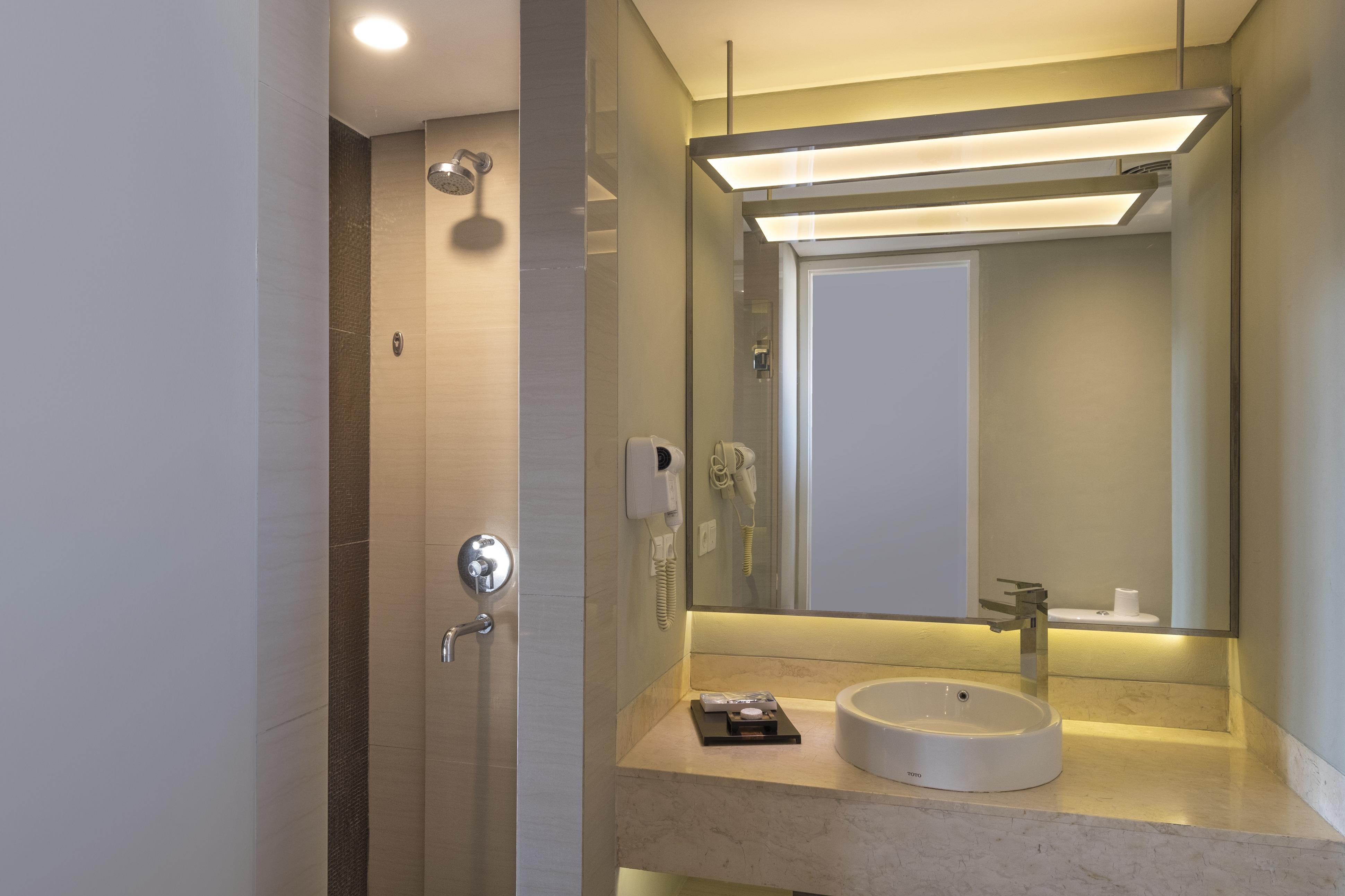 Wyndham Garden Kuta Beach Bali Exterior foto