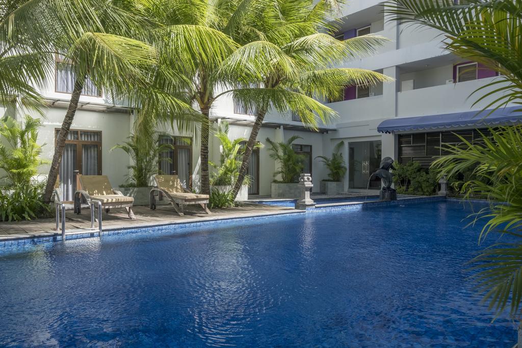 Wyndham Garden Kuta Beach Bali Exterior foto
